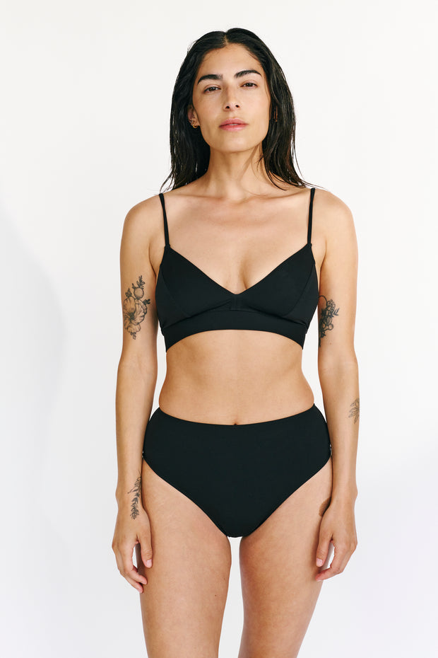 Mare Triangle Bikini Top | Black