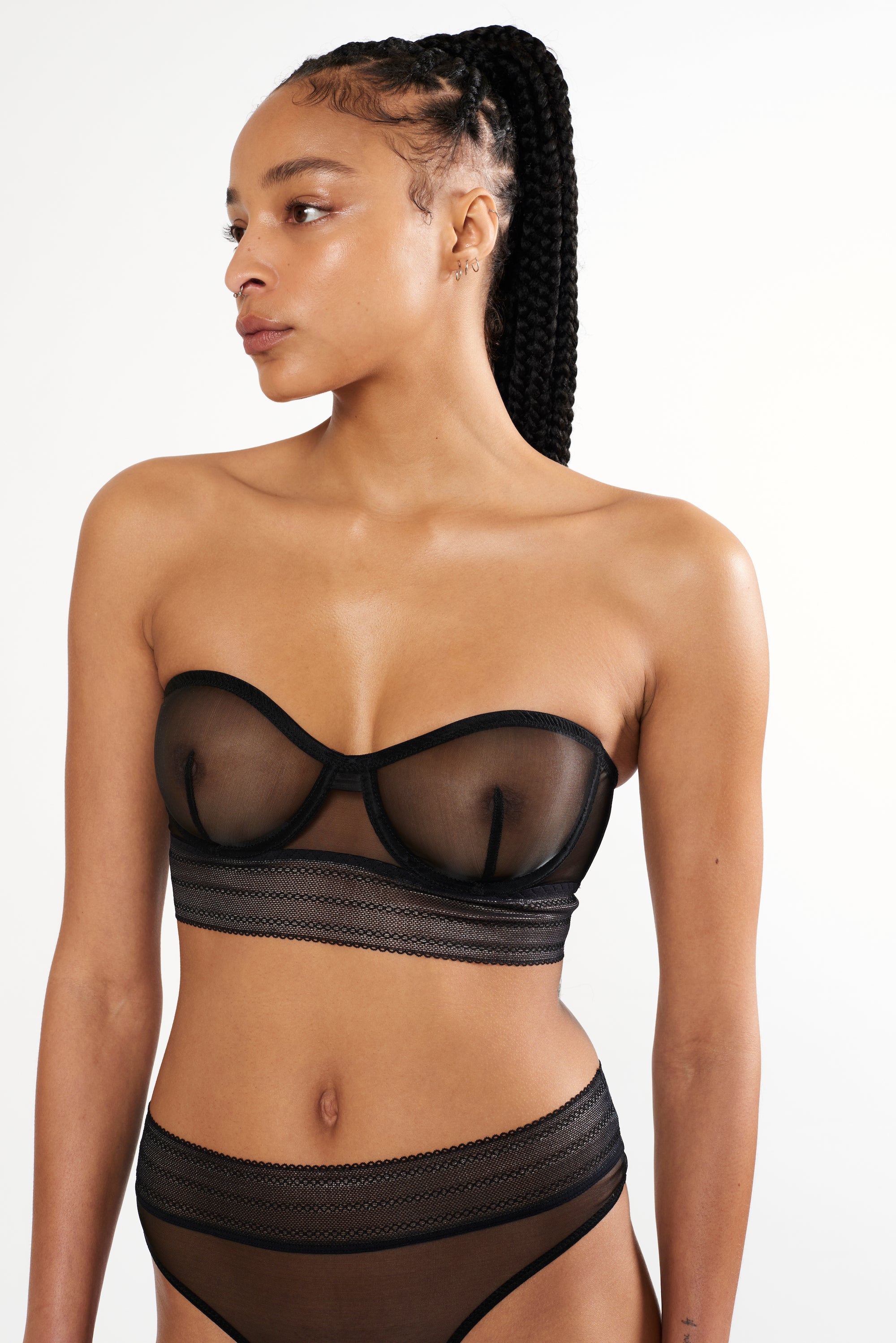 Bare Underwire Strapless Bra | Black